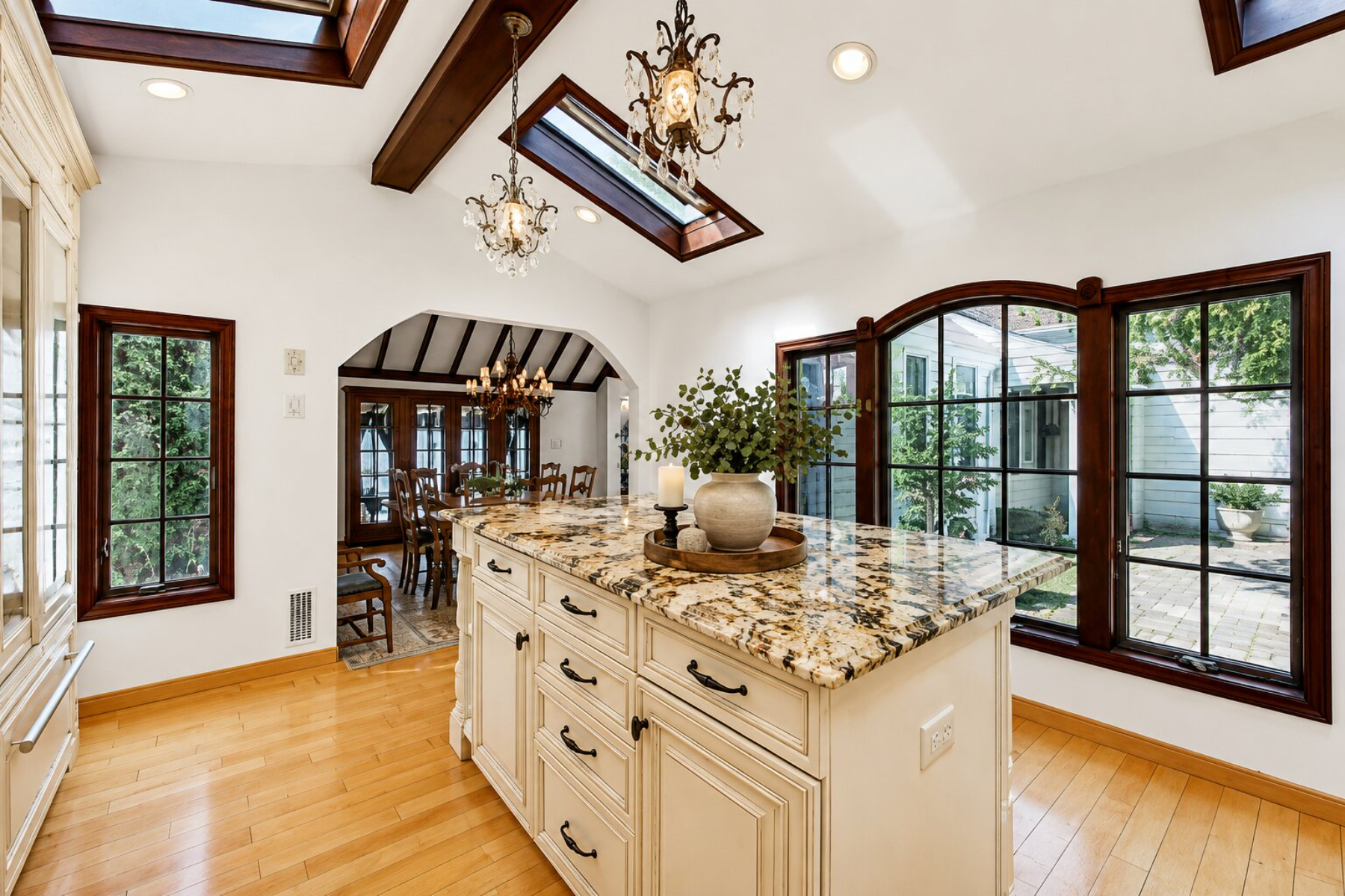  50 West Shore Trail, Sparta, NJ, 07871 - 物件實景