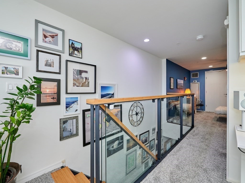 Cambridge, Massachusetts, 02141, United States, 1 Bedroom Bedrooms, ,2 BathroomsBathrooms,Residential,For Sale,1976381