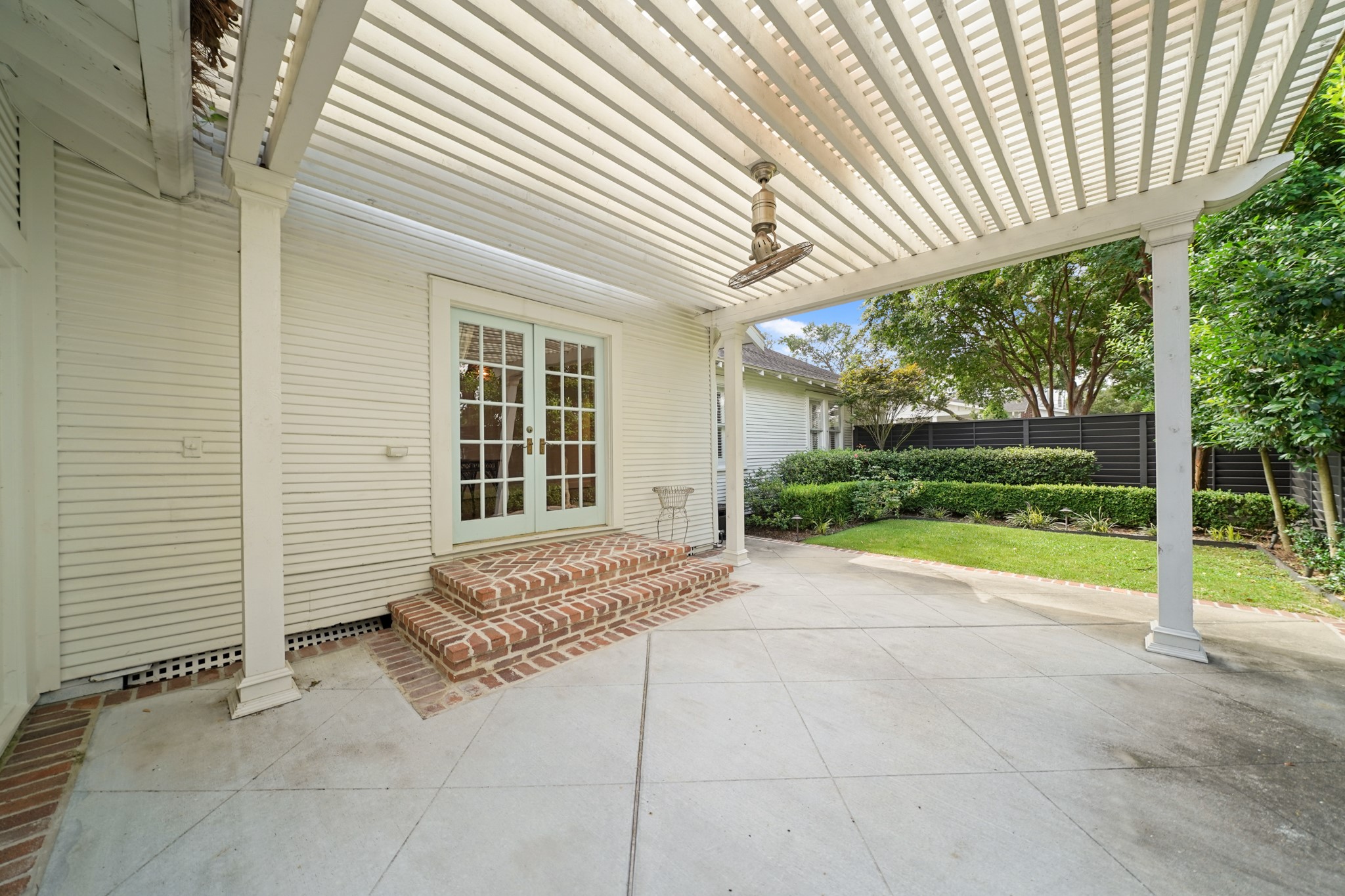 Houston, Texas, 77009, United States, 2 Bedrooms Bedrooms, ,2 BathroomsBathrooms,Residential,For Sale,2003490