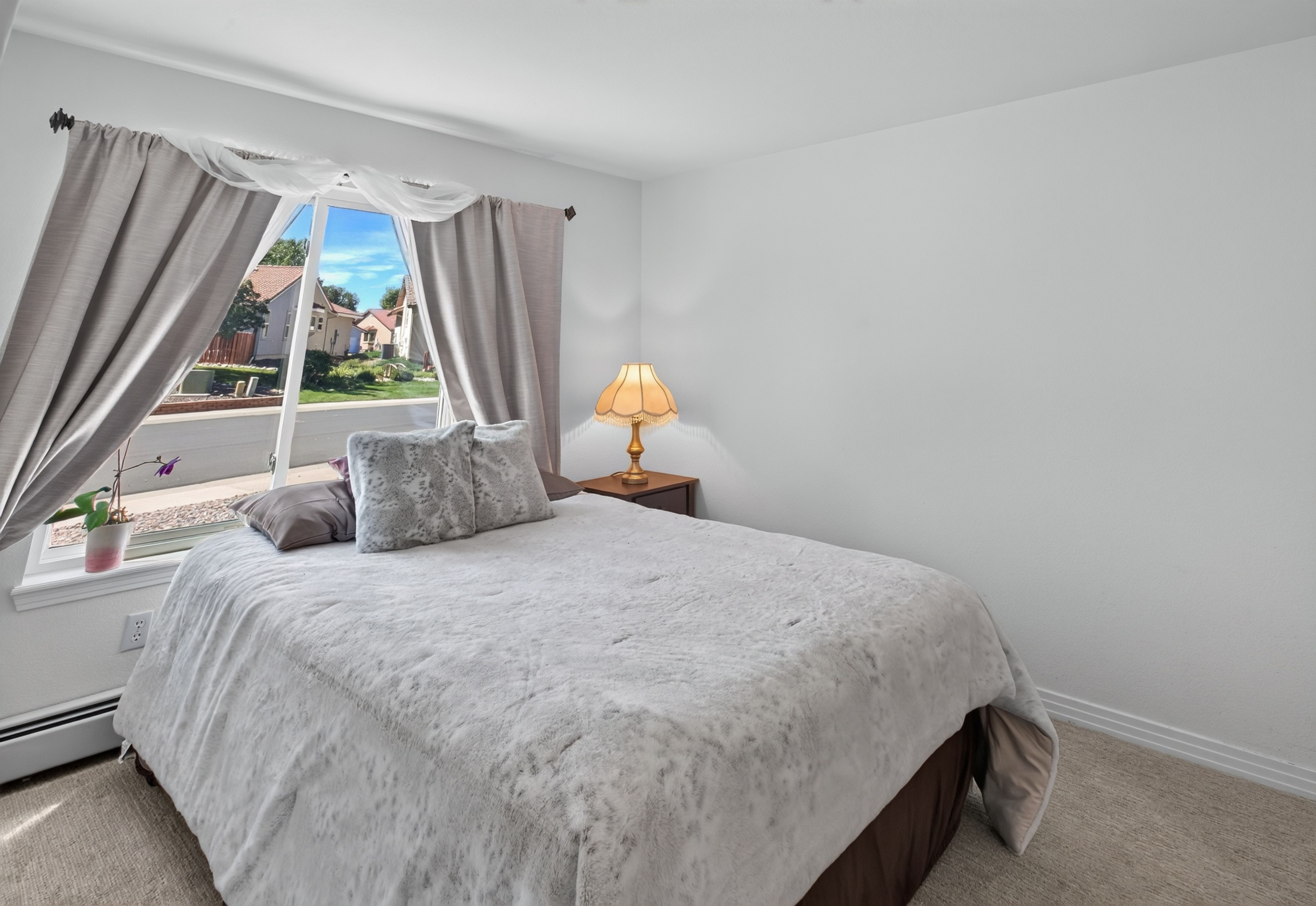  Beautifully Appointed Ranch-Style Home In Desirable Founders Village - 物件實景