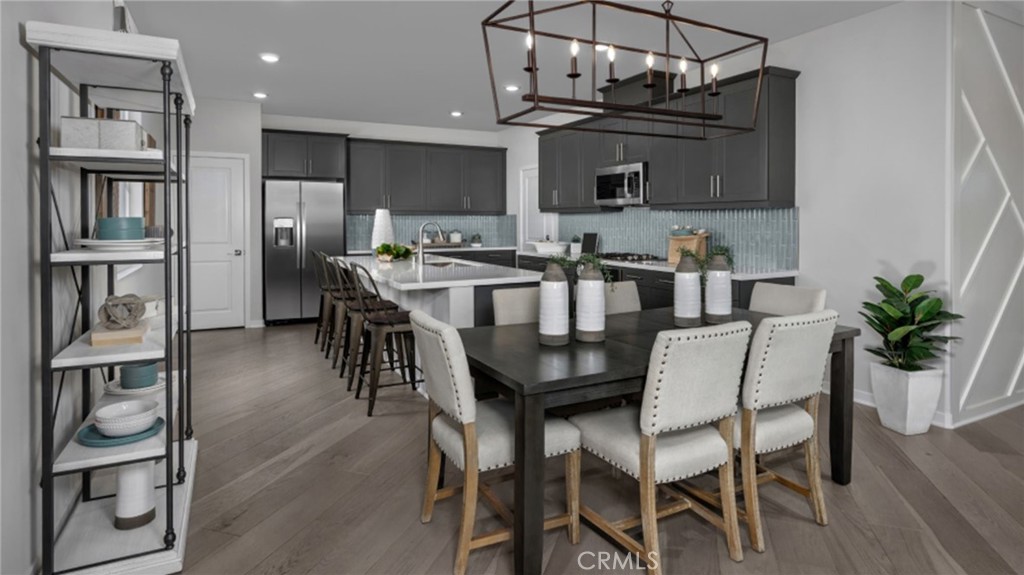 Ontario, California, 91761, United States, 5 Bedrooms Bedrooms, ,3 BathroomsBathrooms,Residential,For Sale,1983115