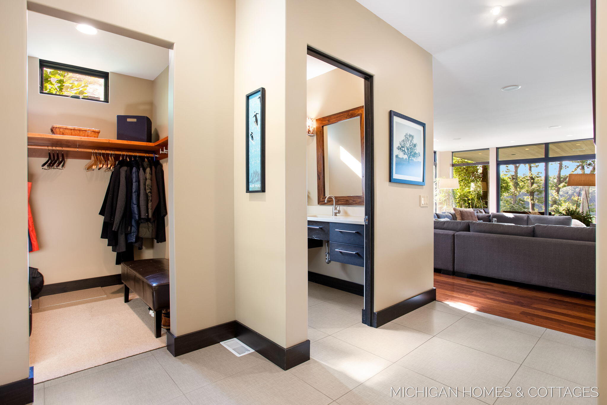 Saugatuck, Michigan, 49453, United States, 5 Bedrooms Bedrooms, ,4 BathroomsBathrooms,Residential,For Sale,1940964