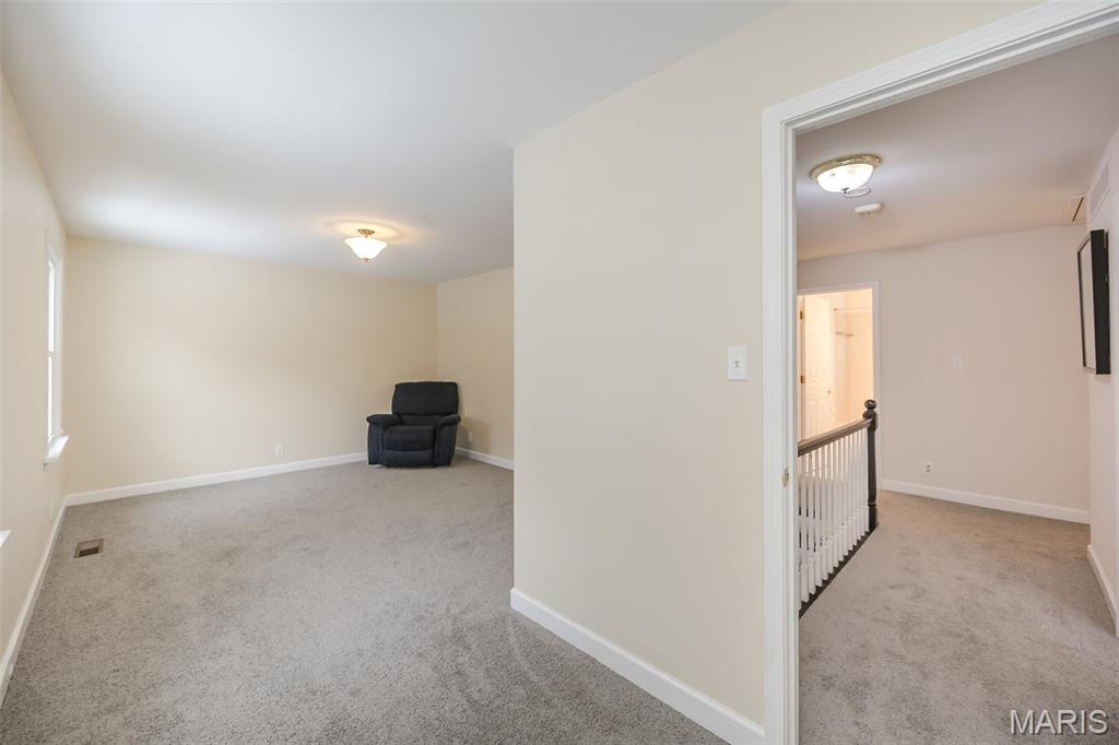 Chesterfield, Missouri, 63017, United States, 5 Bedrooms Bedrooms, ,4 BathroomsBathrooms,Residential,For Sale,2002009