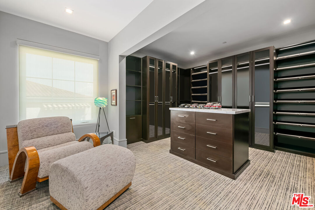 Los Angeles, California, 90077, United States, 5 Bedrooms Bedrooms, ,7 BathroomsBathrooms,Residential,For Sale,1768460