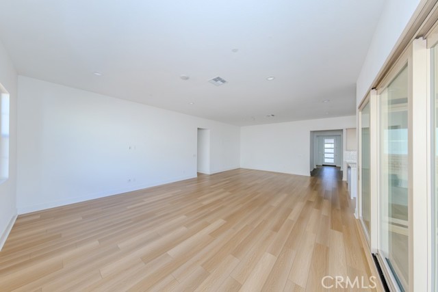 Corona, California, 92883, United States, 3 Bedrooms Bedrooms, ,3 BathroomsBathrooms,Residential,For Sale,1842584