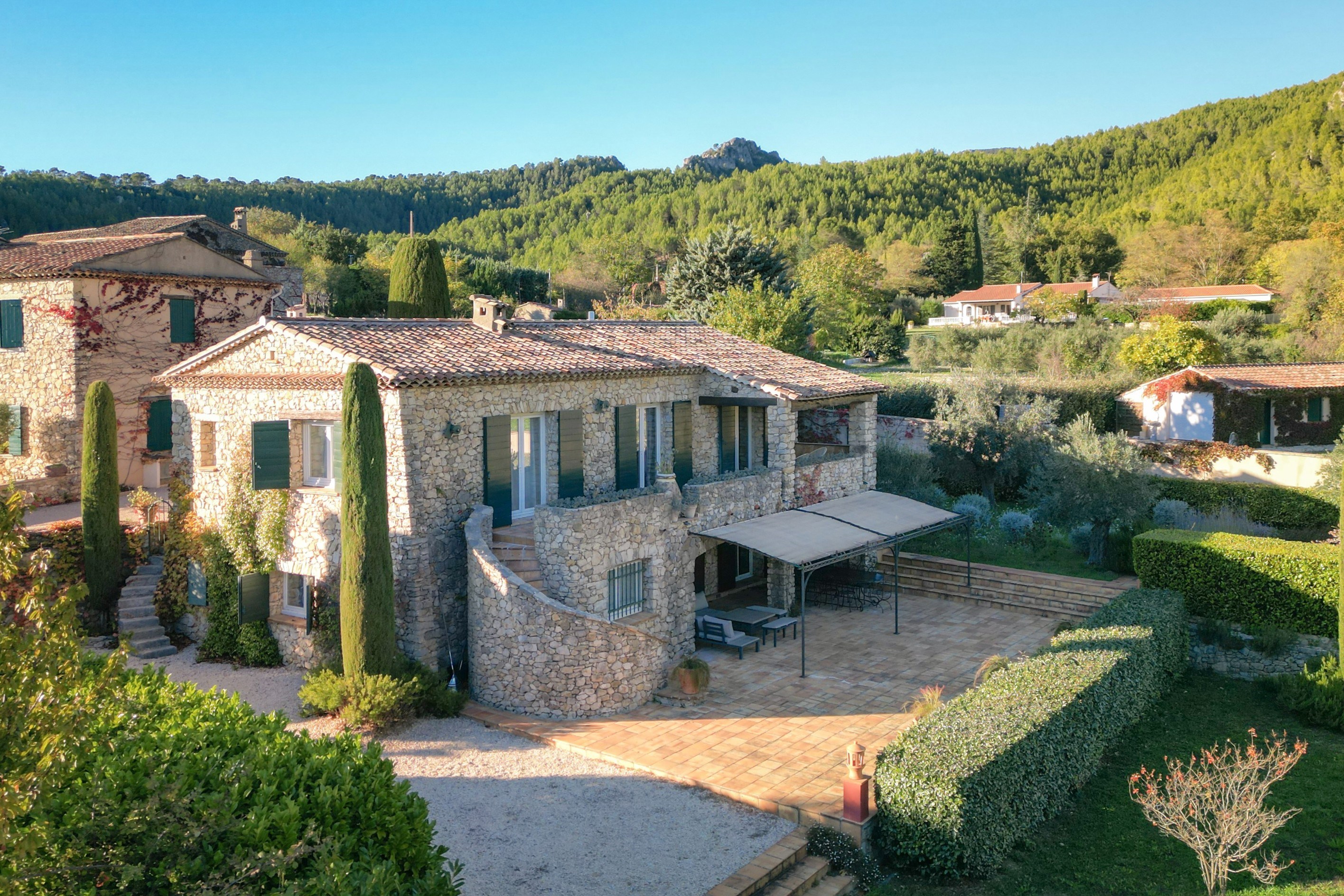  Roquebrussanne, Var – Provençal Mas - 物件實景