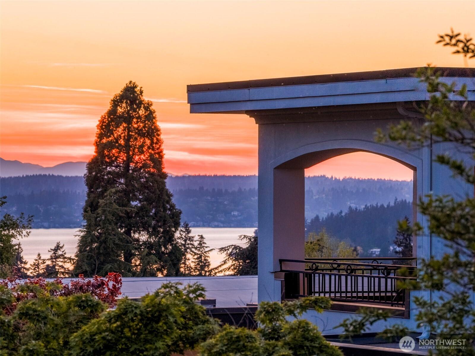 16th Ave, Kirkland, WA 98033 #1