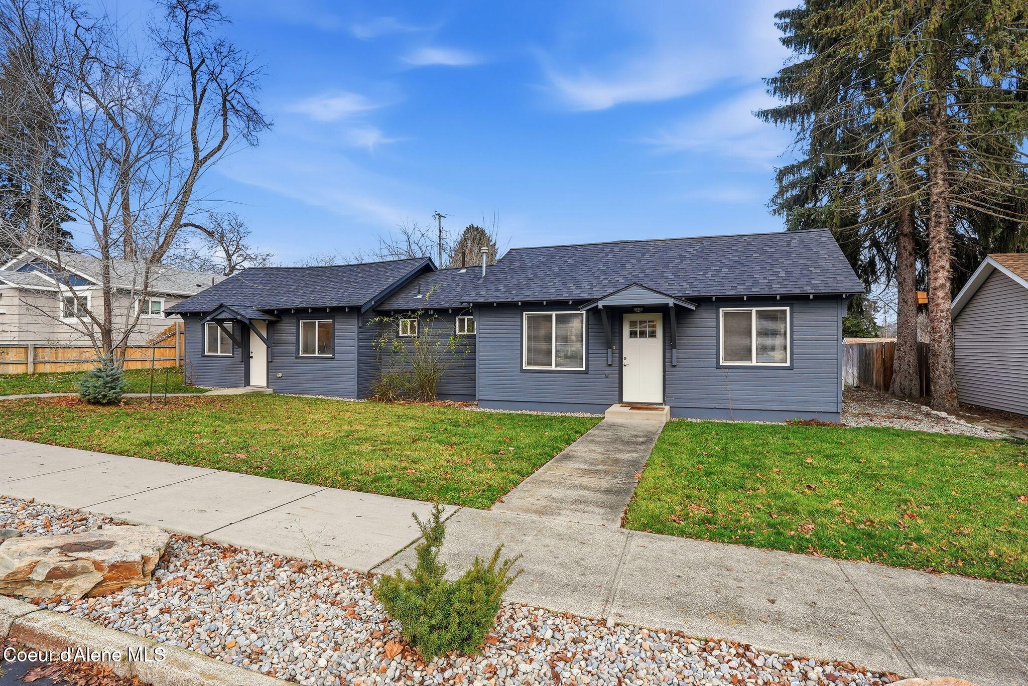 Coeur d'Alene, Idaho, 83814, United States, ,Residential,For Sale,2006105