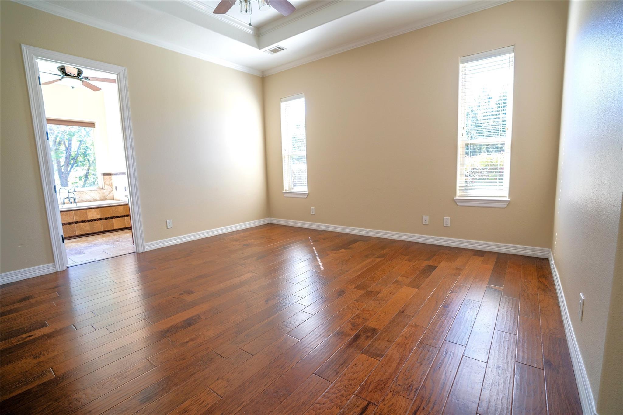 Paris, Texas, 75462, United States, 4 Bedrooms Bedrooms, ,4 BathroomsBathrooms,Residential,For Sale,1979058