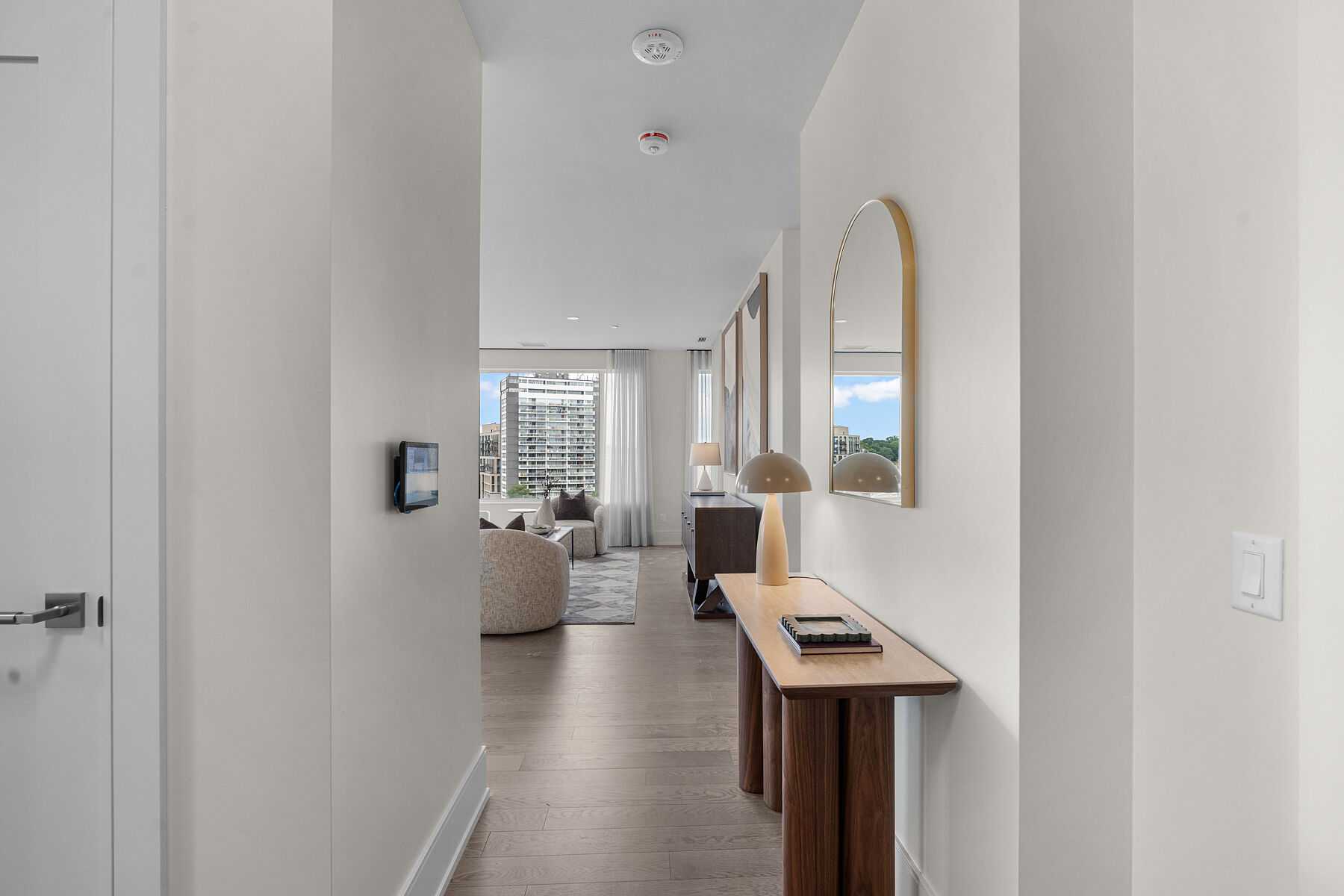  Refined Edenbridge Living - 物件實景