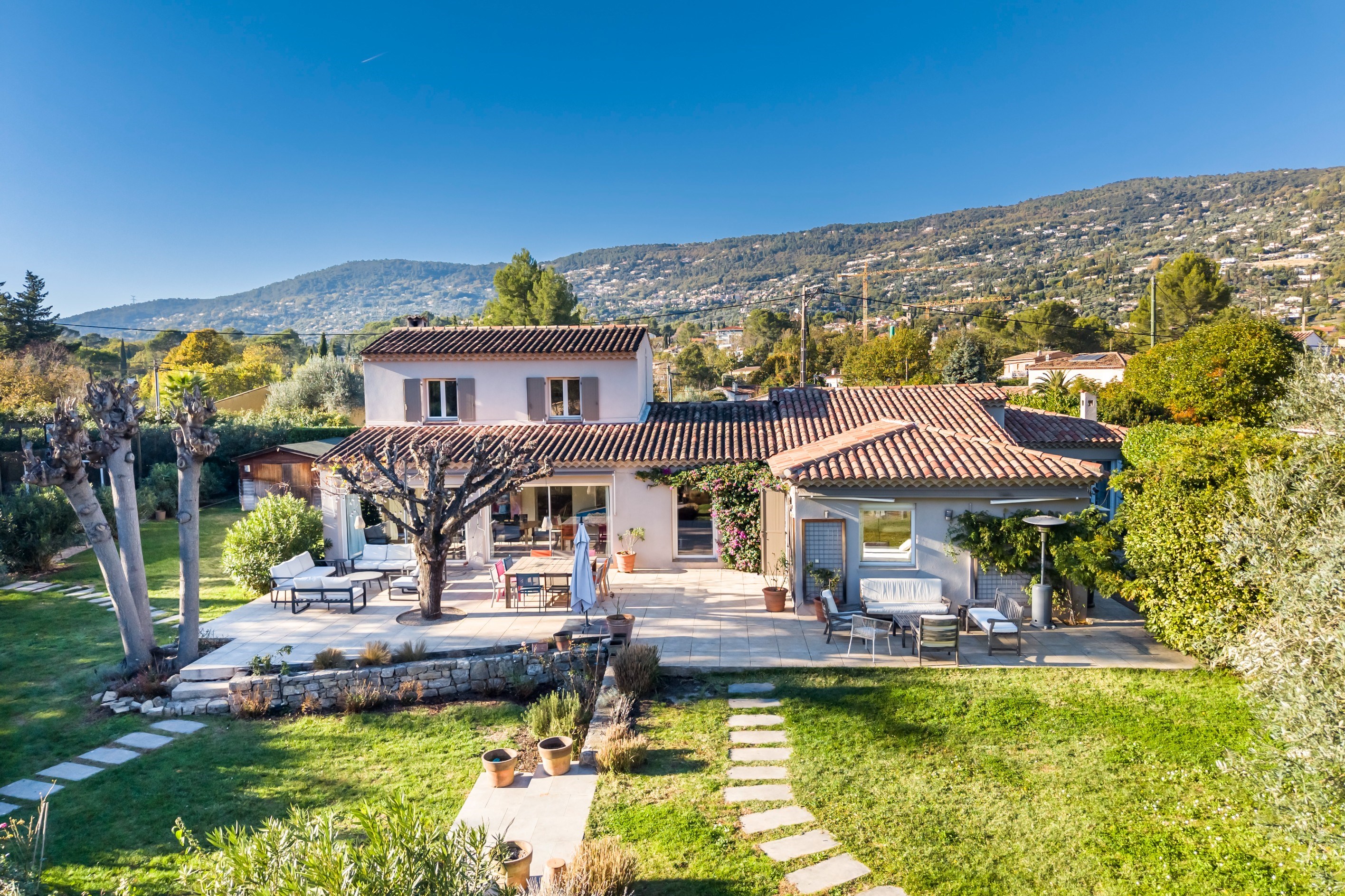  Peymeinade, villa with open views over Cabris, 7 suites, pool and leisure ameni… - 物件實景
