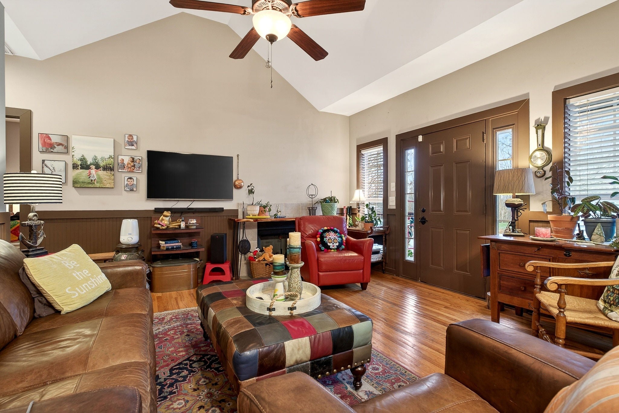 Smithville, Tennessee, 37166, United States, 4 Bedrooms Bedrooms, ,3 BathroomsBathrooms,Residential,For Sale,2008233