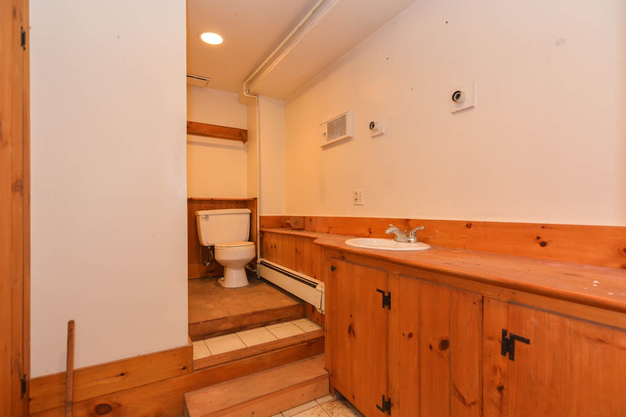 Bradford, New Hampshire, 03221, United States, 3 Bedrooms Bedrooms, ,2 BathroomsBathrooms,Residential,For Sale,1856760