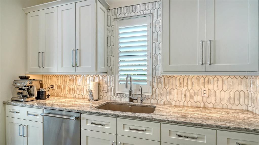 Sarasota, Florida, 34236, United States, 4 Bedrooms Bedrooms, ,4 BathroomsBathrooms,Residential,For Sale,2000414