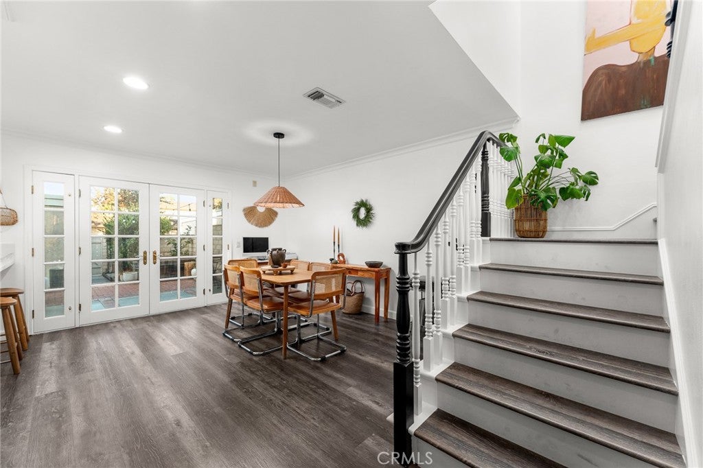 Westminster, California, 92683, United States, 2 Bedrooms Bedrooms, ,2 BathroomsBathrooms,Residential,For Sale,2005504