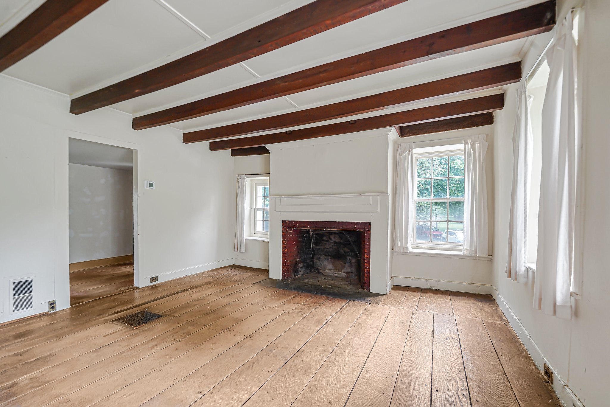 Montville Twp, New Jersey, 07058, United States, 3 Bedrooms Bedrooms, ,2 BathroomsBathrooms,Residential,For Sale,1879180