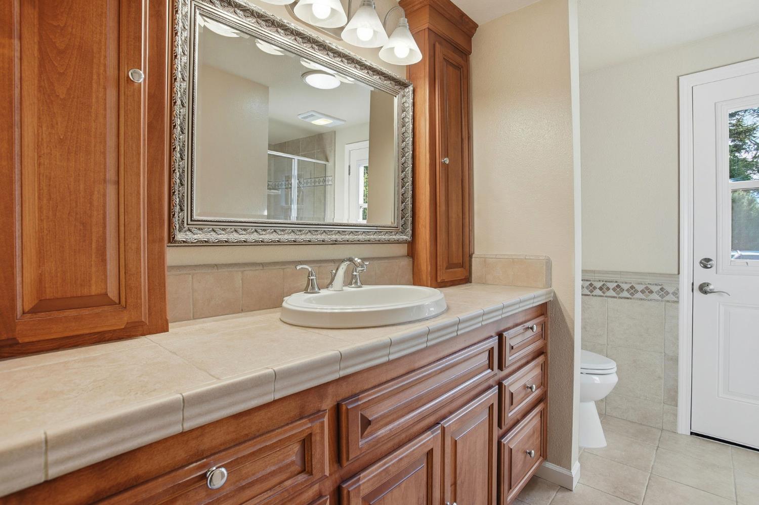 Roseville, California, 95747, United States, 4 Bedrooms Bedrooms, ,4 BathroomsBathrooms,Residential,For Sale,1988108