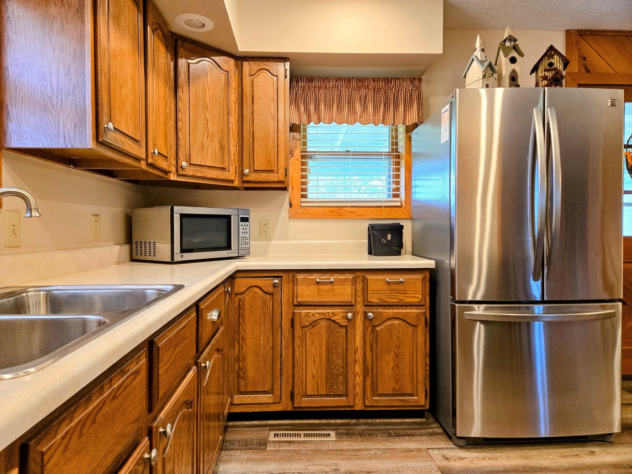 Center, Missouri, 63436, United States, 3 Bedrooms Bedrooms, ,1 BathroomBathrooms,Residential,For Sale,2043606