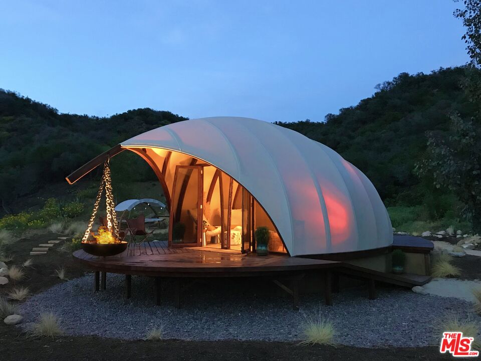 Malibu, California, 90265, United States, ,Land,For Sale,1993411