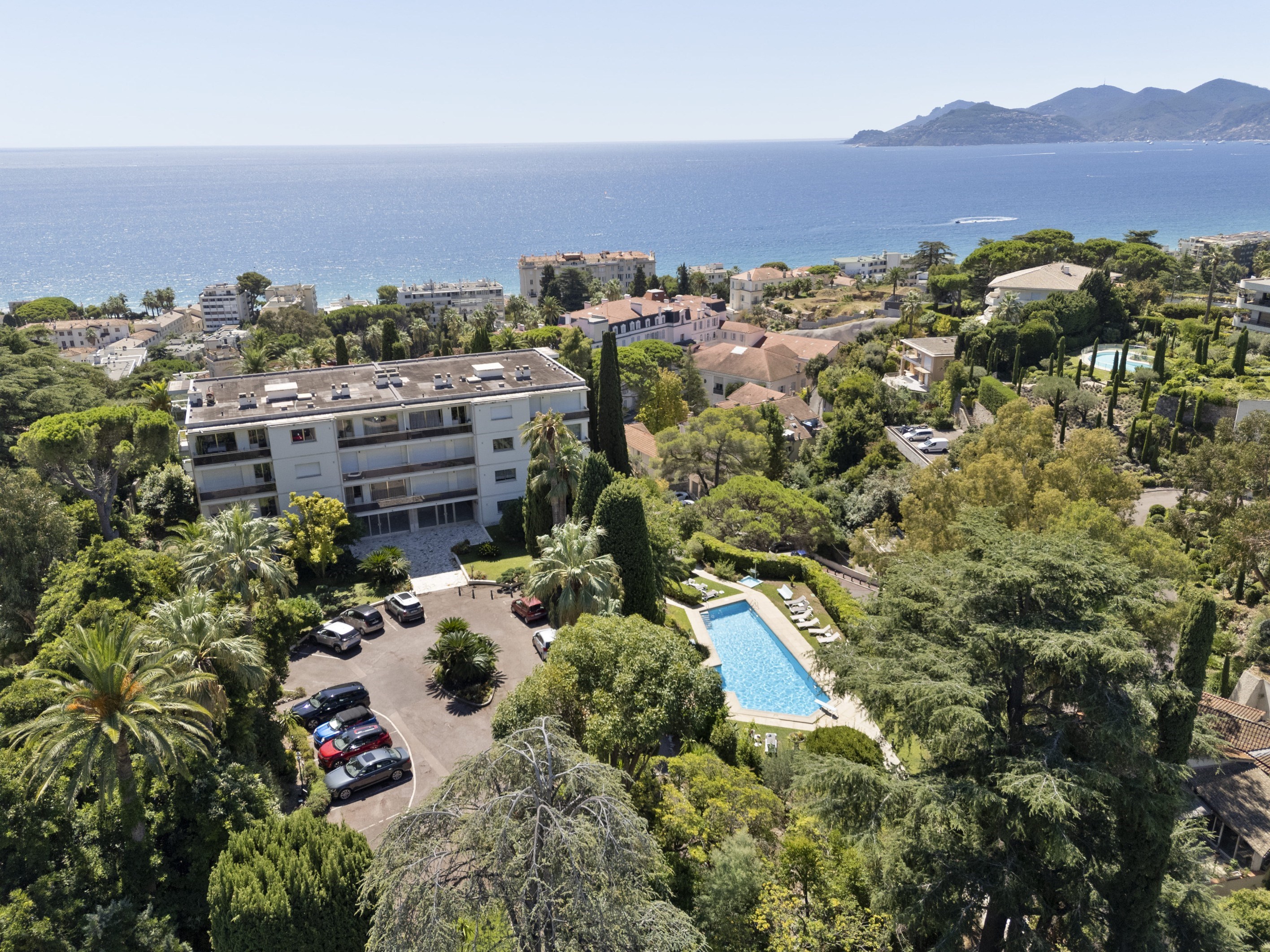  Cannes Croix des Gardes, luxury garden apartment for sale, sea views, private g… - 物件實景