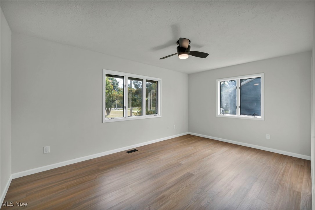 Medina, Ohio, 44256, United States, 4 Bedrooms Bedrooms, ,4 BathroomsBathrooms,Residential,For Sale,1957351