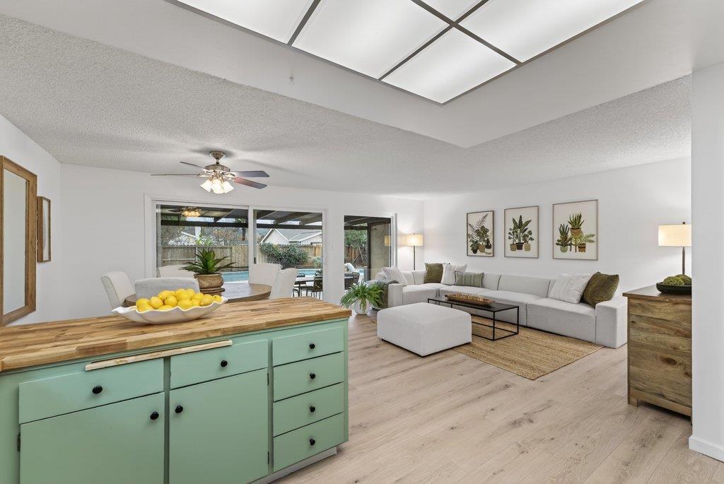 San Jose, California, 95123, United States, 4 Bedrooms Bedrooms, ,2 BathroomsBathrooms,Residential,For Sale,2005959