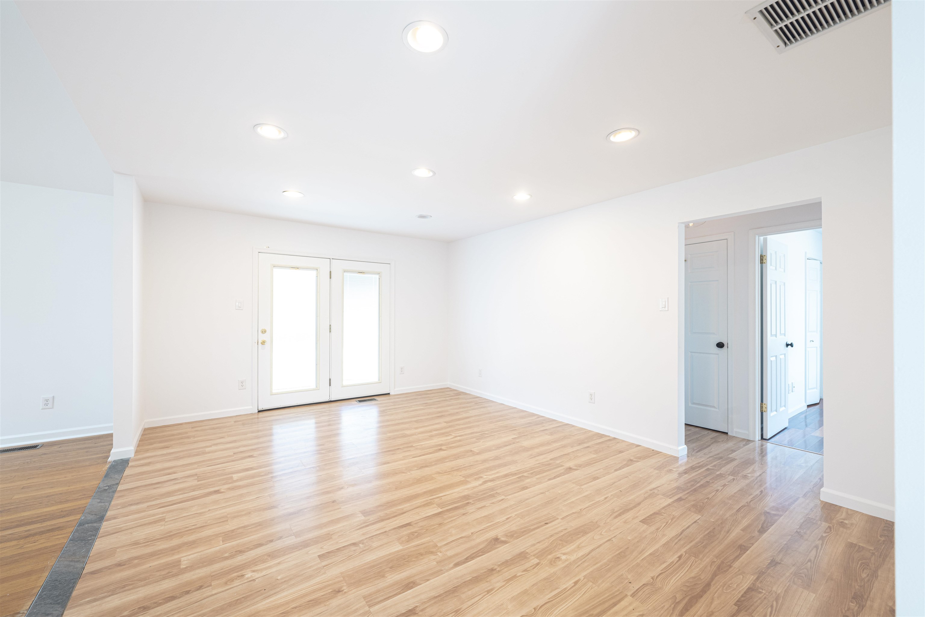 Lower Township, New Jersey, 08204, United States, 4 Bedrooms Bedrooms, ,2 BathroomsBathrooms,Residential,For Sale,1933494