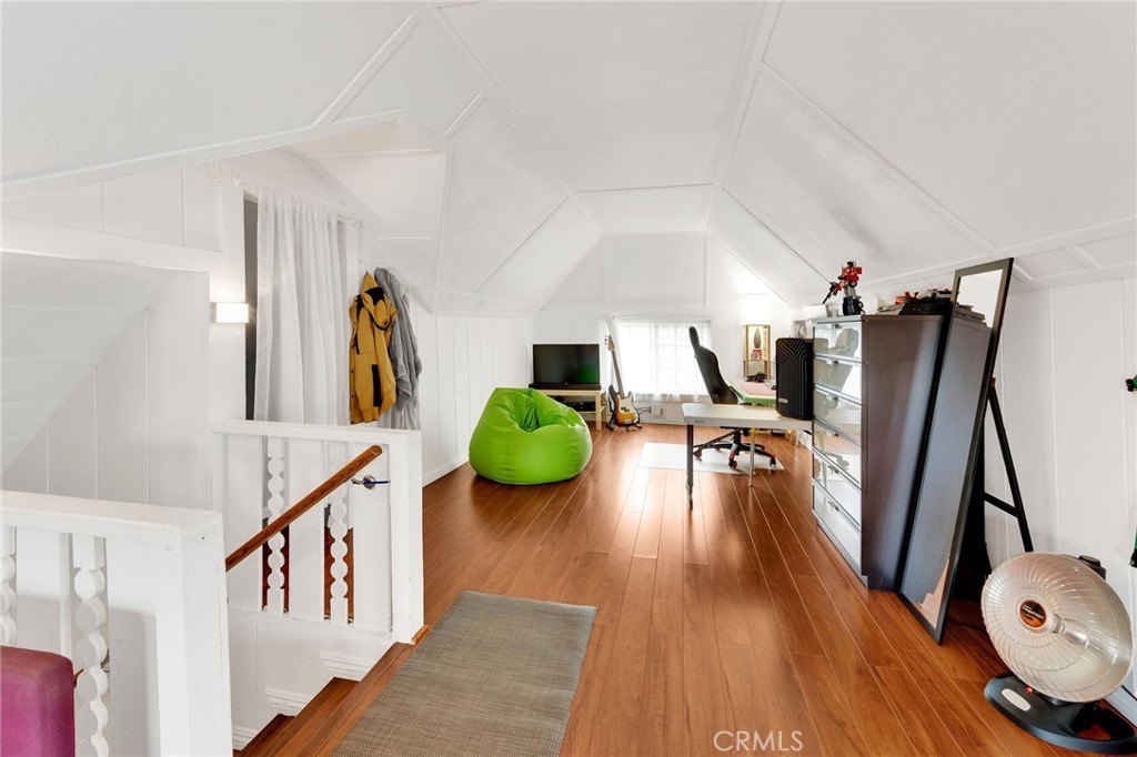 Los Angeles, California, 90044, United States, 3 Bedrooms Bedrooms, ,2 BathroomsBathrooms,Residential,For Sale,1931570