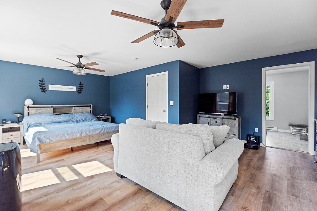 Madison, Maine, 04950, United States, 3 Bedrooms Bedrooms, ,3 BathroomsBathrooms,Residential,For Sale,1898697