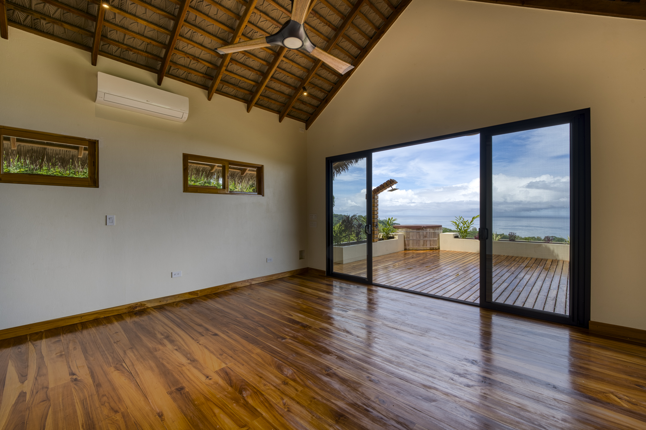 Dominical, Dominical, Puntarenas, CR, 3 Bedrooms Bedrooms, ,3 BathroomsBathrooms,Residential,For Sale,Dominical,1620507