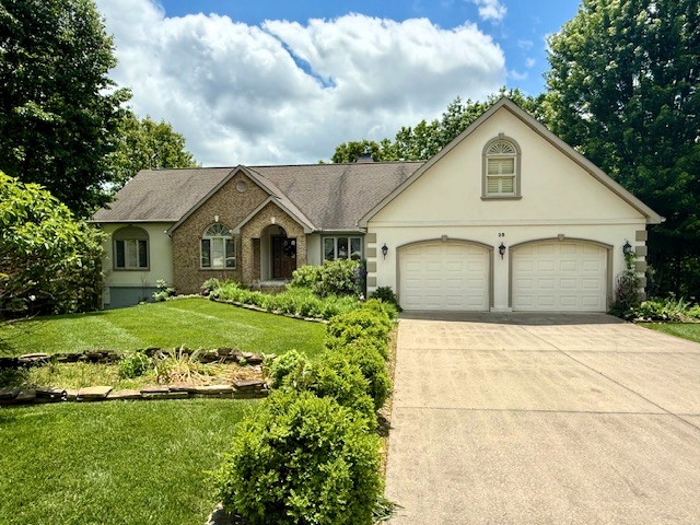 Crossville, Tennessee, 38558, United States, 3 Bedrooms Bedrooms, ,2 BathroomsBathrooms,Residential,For Sale,1979949