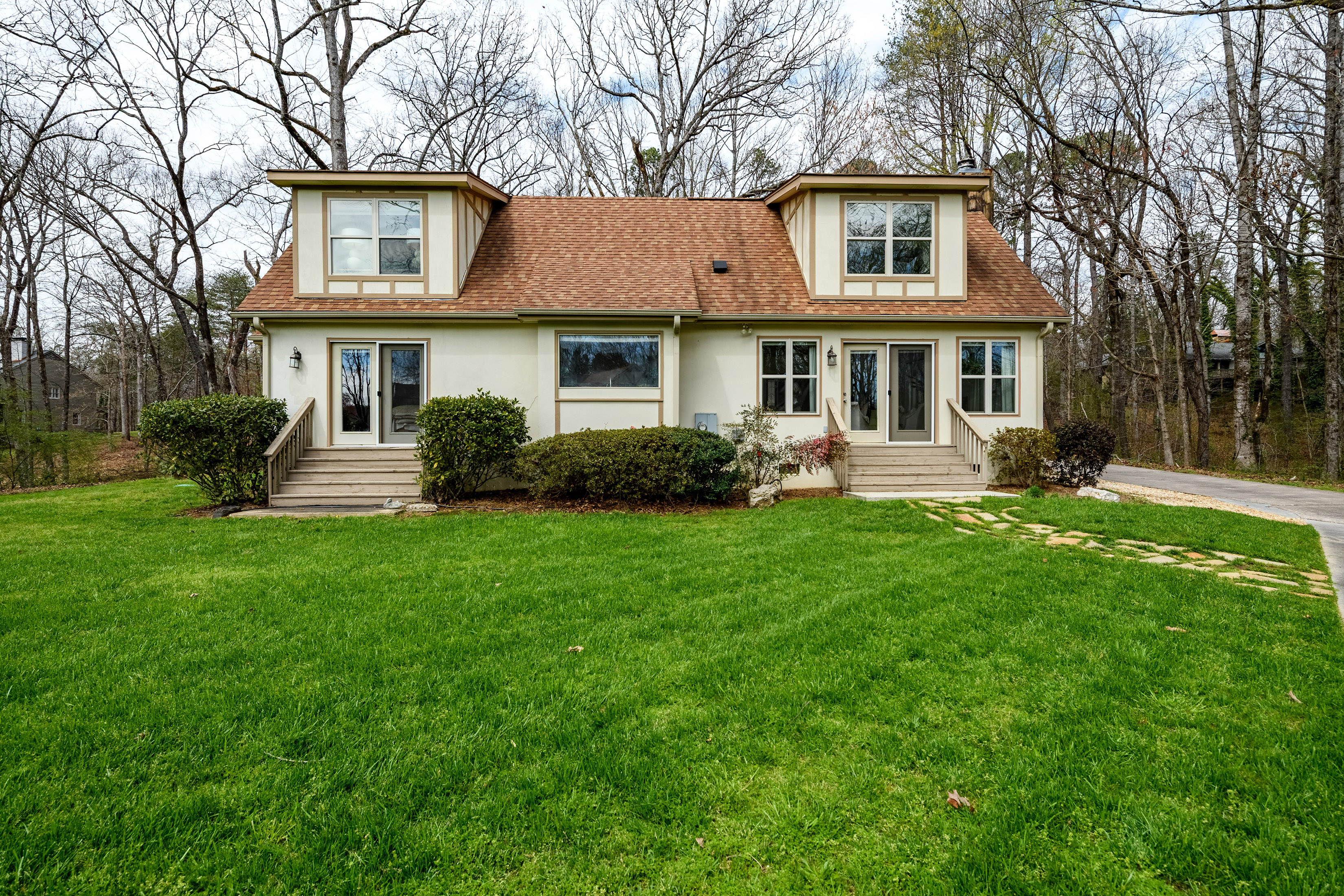 Lakefront Estate with Private Dock, Guest Home and Pool - 物件實景