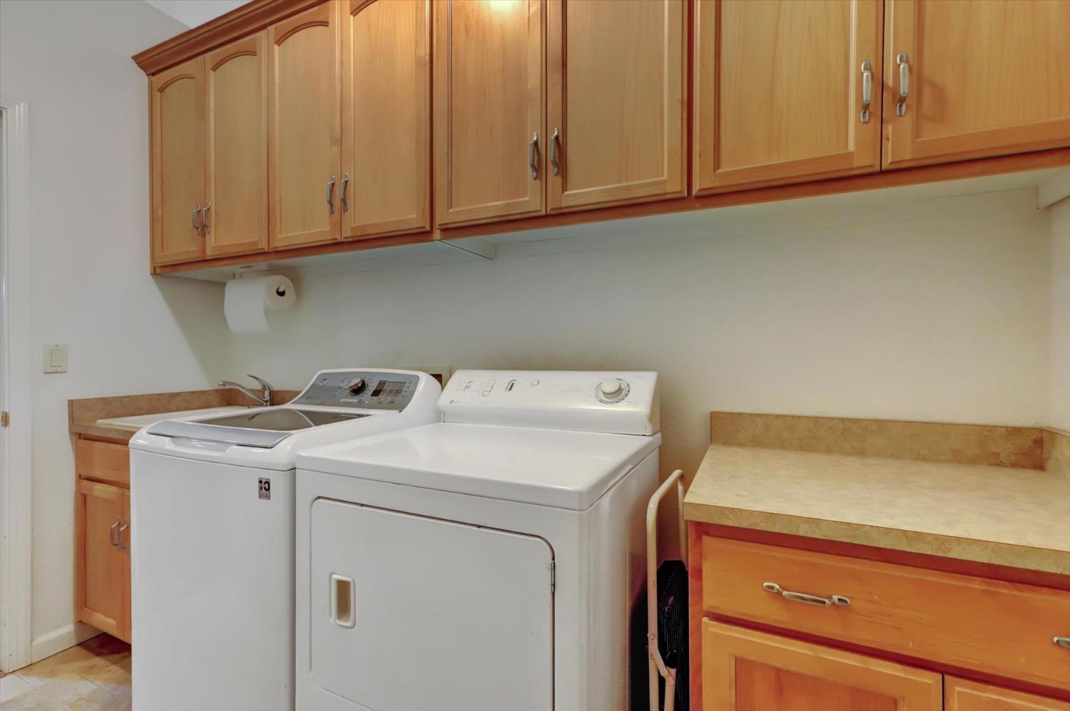 Grass Valley, California, 95949, United States, 3 Bedrooms Bedrooms, ,2 BathroomsBathrooms,Residential,For Sale,1707407