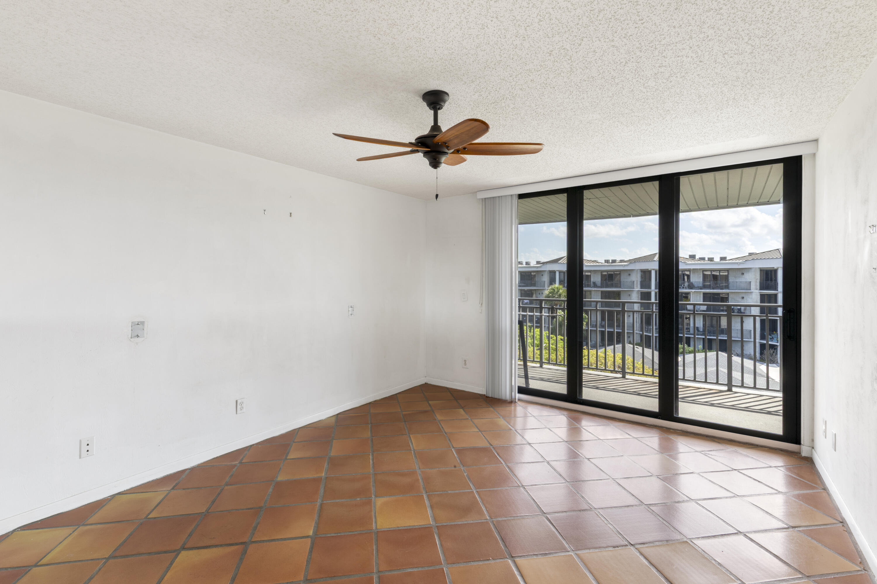 KEY WEST, Florida, 33040, United States, 2 Bedrooms Bedrooms, ,2 BathroomsBathrooms,Residential,For Sale,1821203