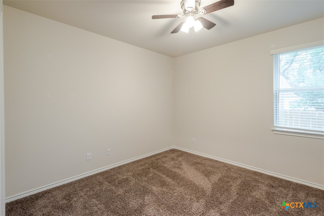 Killeen, Texas, 76542, United States, 5 Bedrooms Bedrooms, ,4 BathroomsBathrooms,Residential,For Sale,1988251