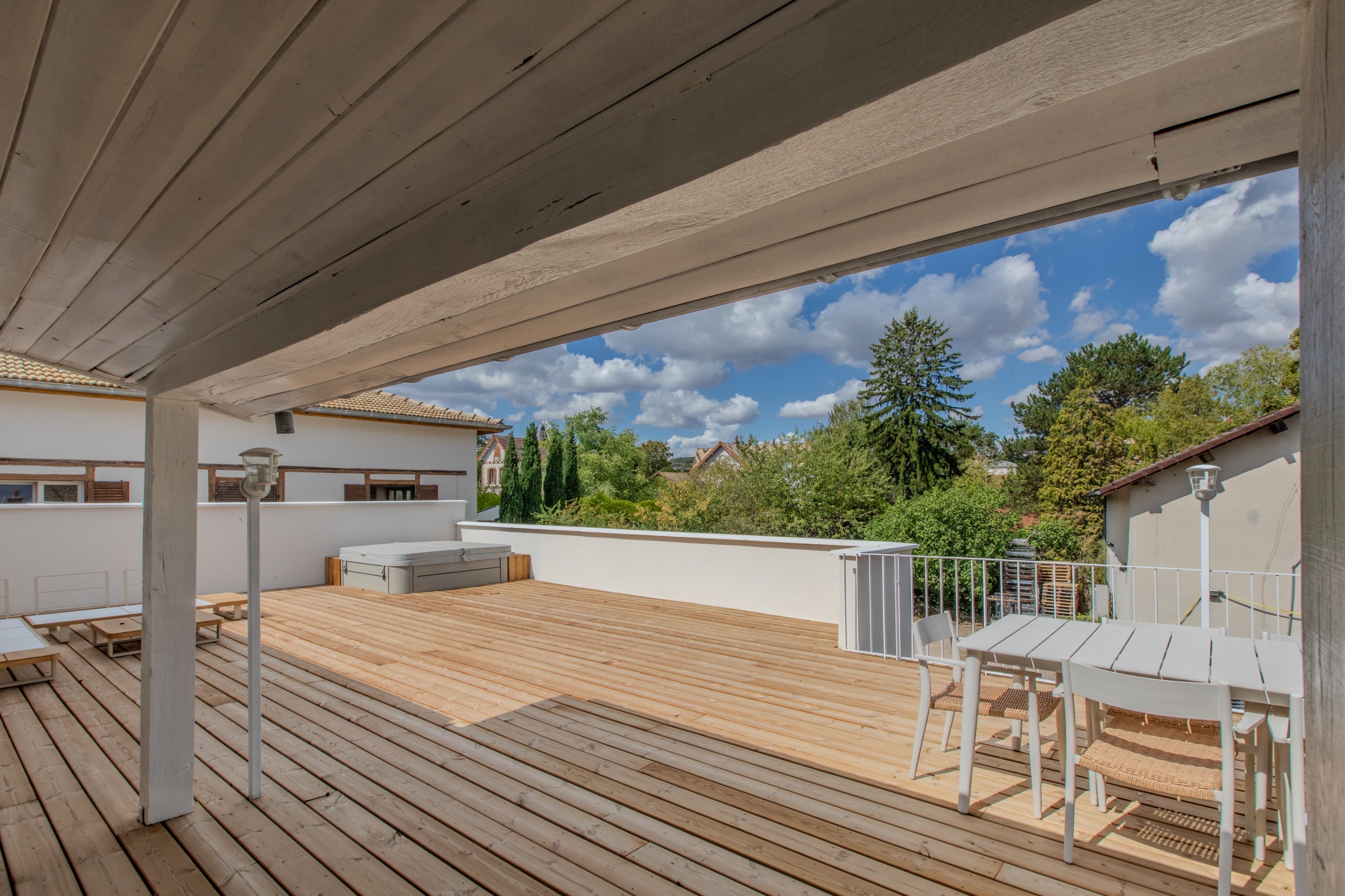  A prestigious apartment with an exceptional terrace in the heart of Beaune - 物件實景