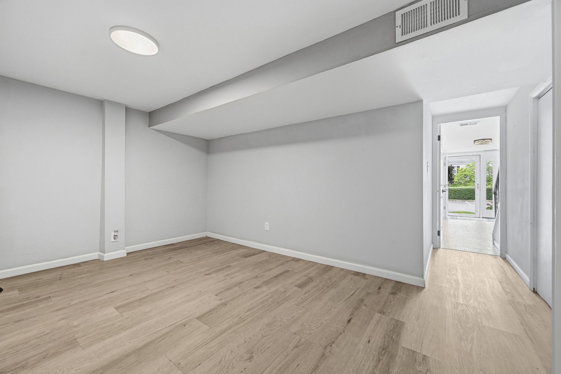  907 Camelot Drive, Pittsburgh, PA 15237 - 物件實景