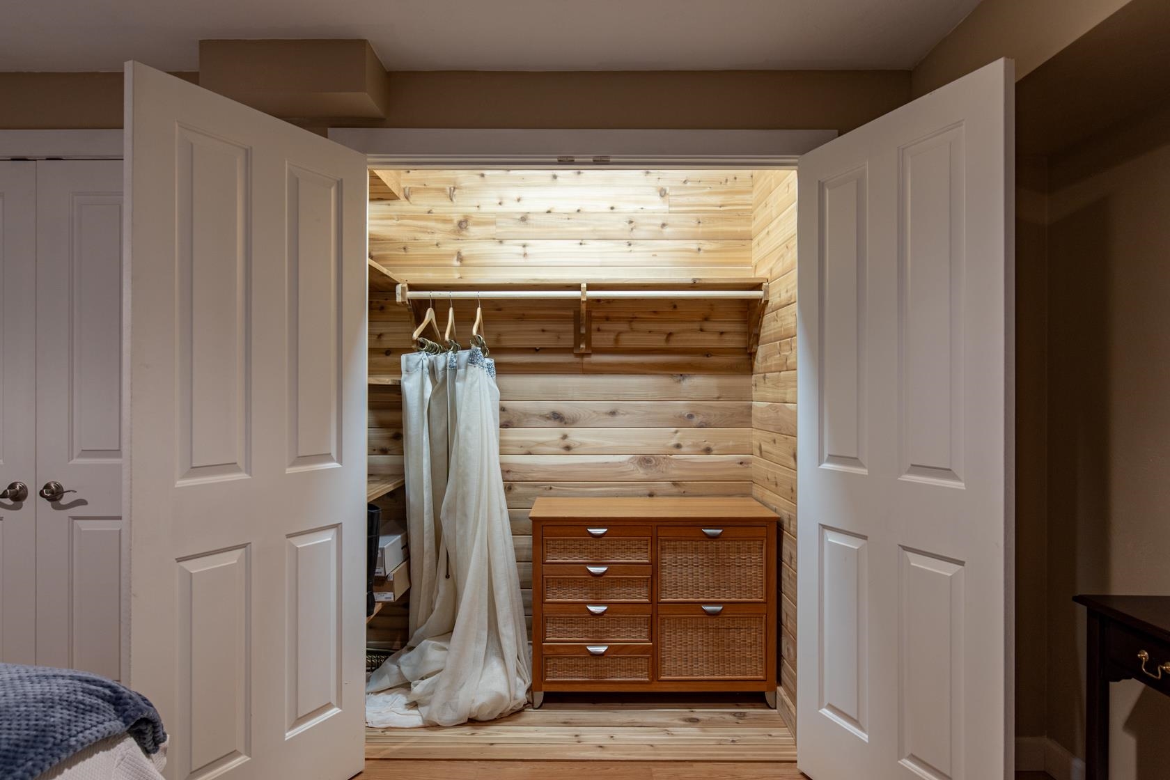 Hortonville, Wisconsin, 54944, United States, 4 Bedrooms Bedrooms, ,6 BathroomsBathrooms,Residential,For Sale,1983735