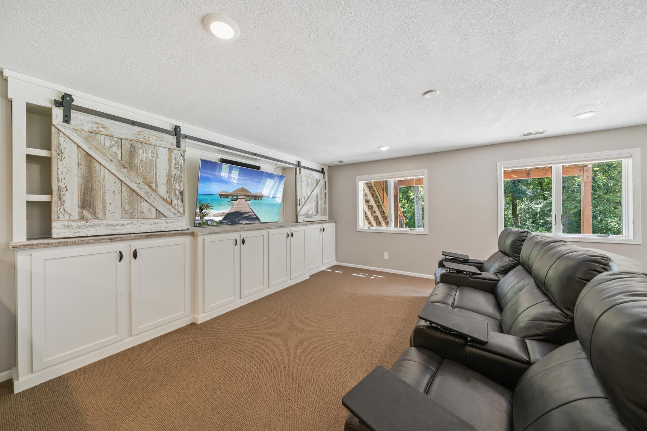Oak Park Heights, Minnesota, 55082, United States, 5 Bedrooms Bedrooms, ,3 BathroomsBathrooms,Residential,For Sale,1900902