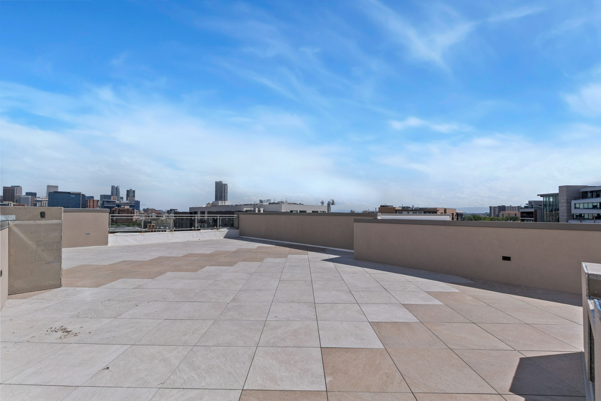  Welcome to Denver’s vibrant Lower Highlands (LoHi) - 物件實景