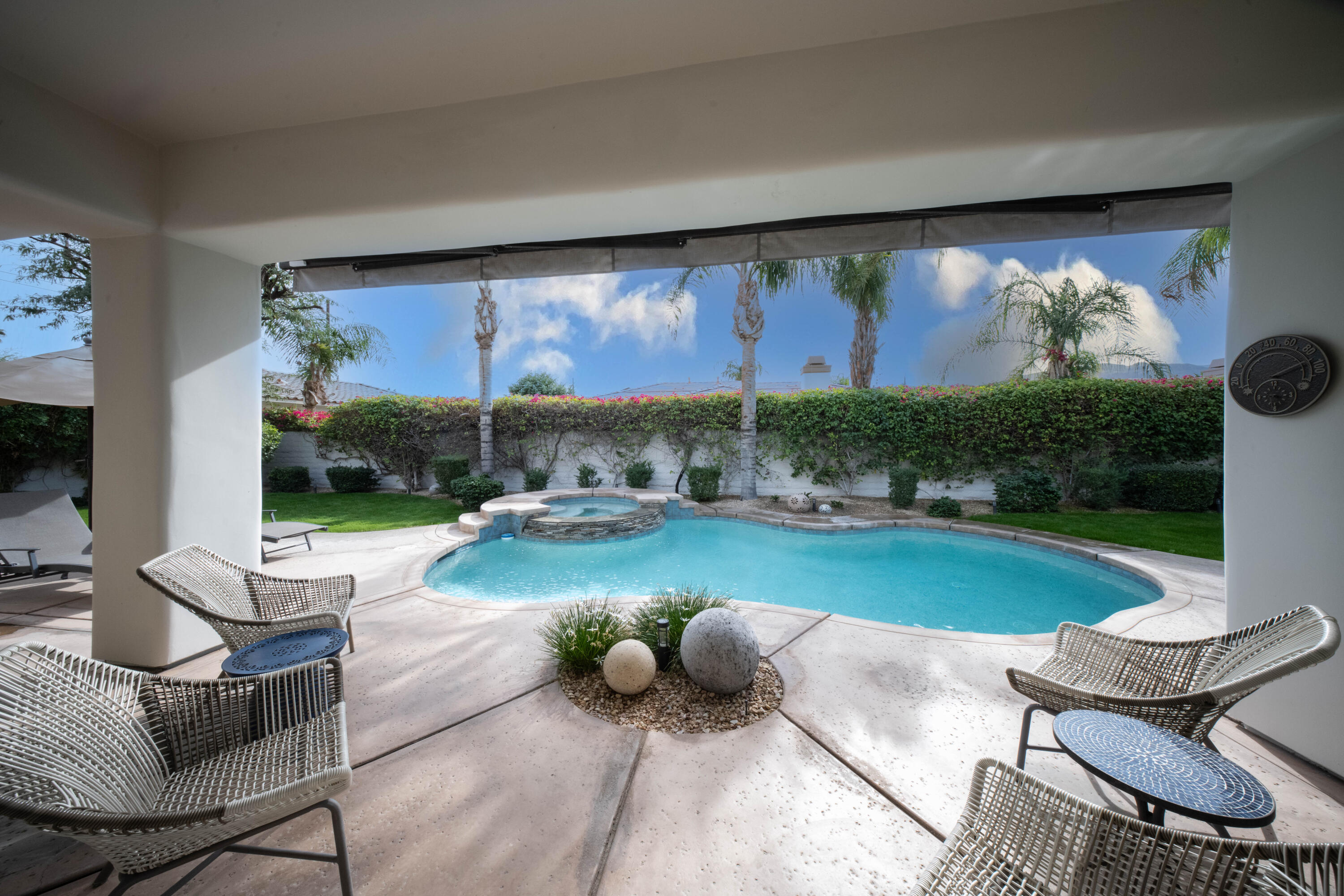 Rancho Mirage, California, 92270, United States, 3 Bedrooms Bedrooms, ,3 BathroomsBathrooms,Residential,For Sale,1991042