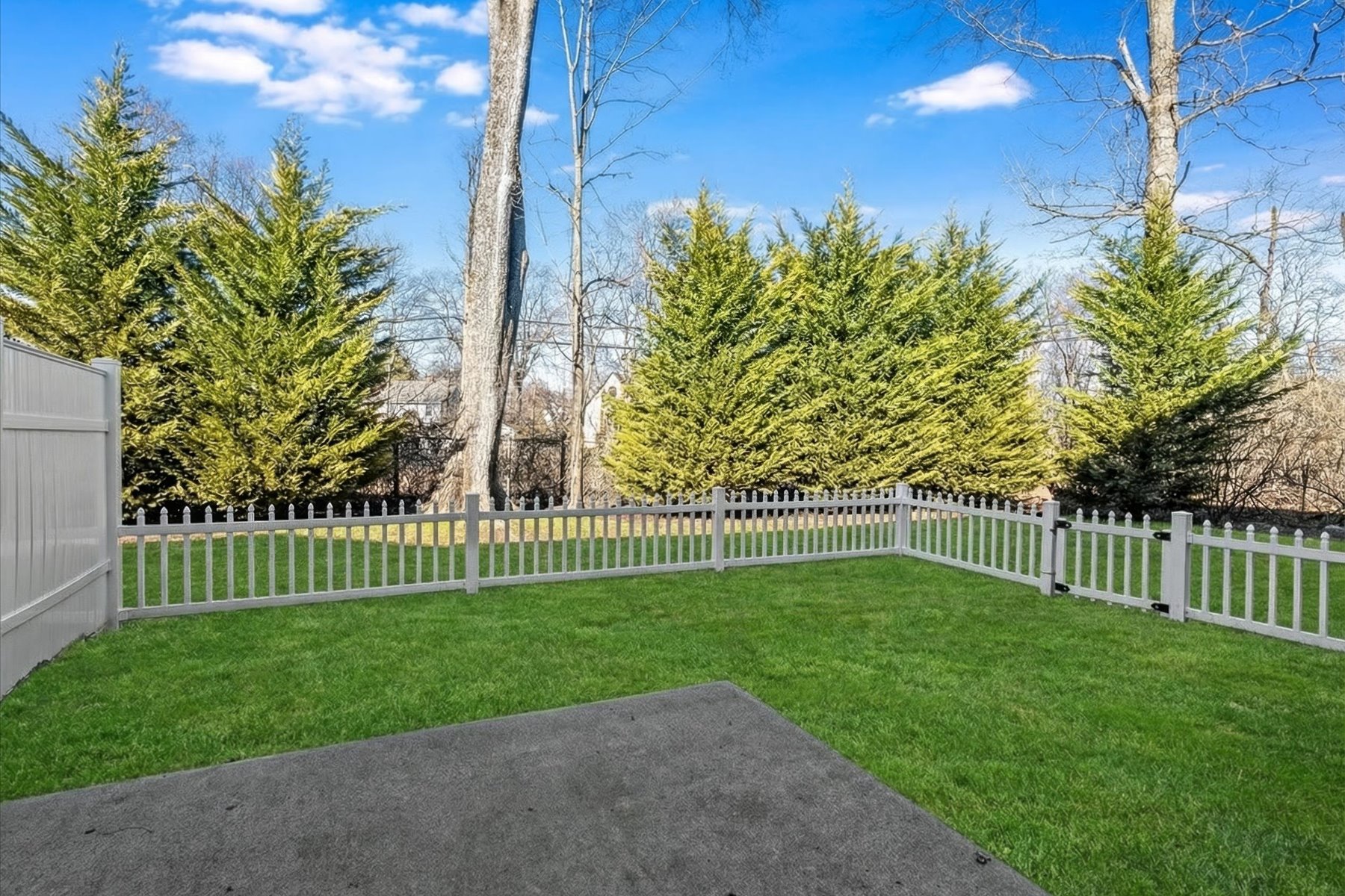  Experience Urban Luxury with this End-Unit Townhome - 物件實景