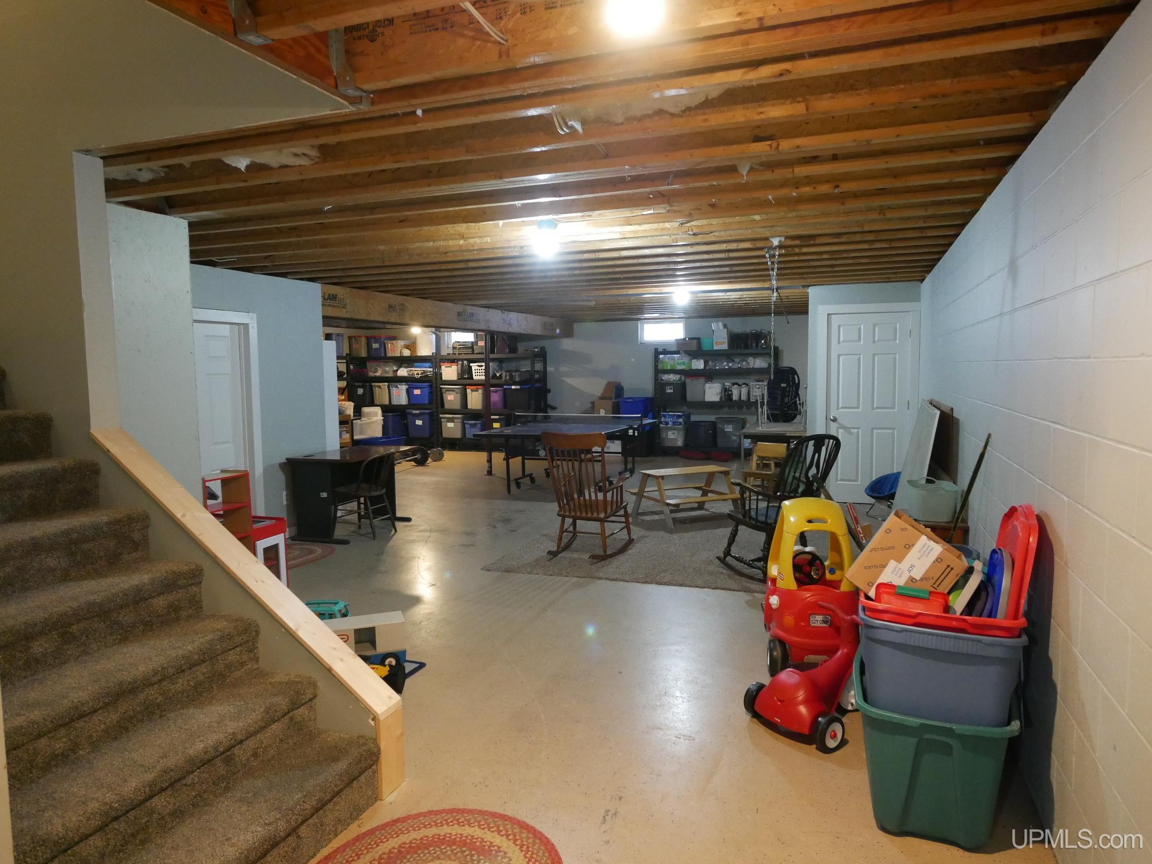 Houghton, Michigan, 49931, United States, 4 Bedrooms Bedrooms, ,3 BathroomsBathrooms,Residential,For Sale,1924380