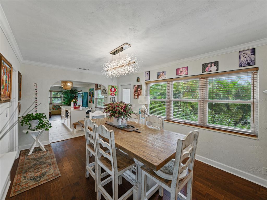 Gulfport, Florida, 33707, United States, 3 Bedrooms Bedrooms, ,3 BathroomsBathrooms,Residential,For Sale,1846647