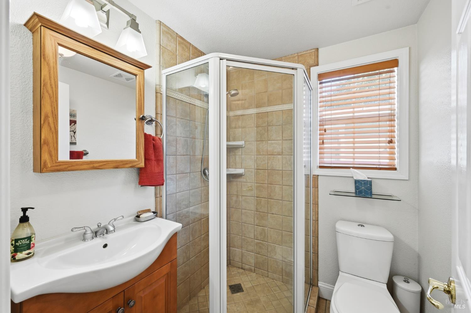 Santa Rosa, California, 95404, United States, 3 Bedrooms Bedrooms, ,2 BathroomsBathrooms,Residential,For Sale,2001731