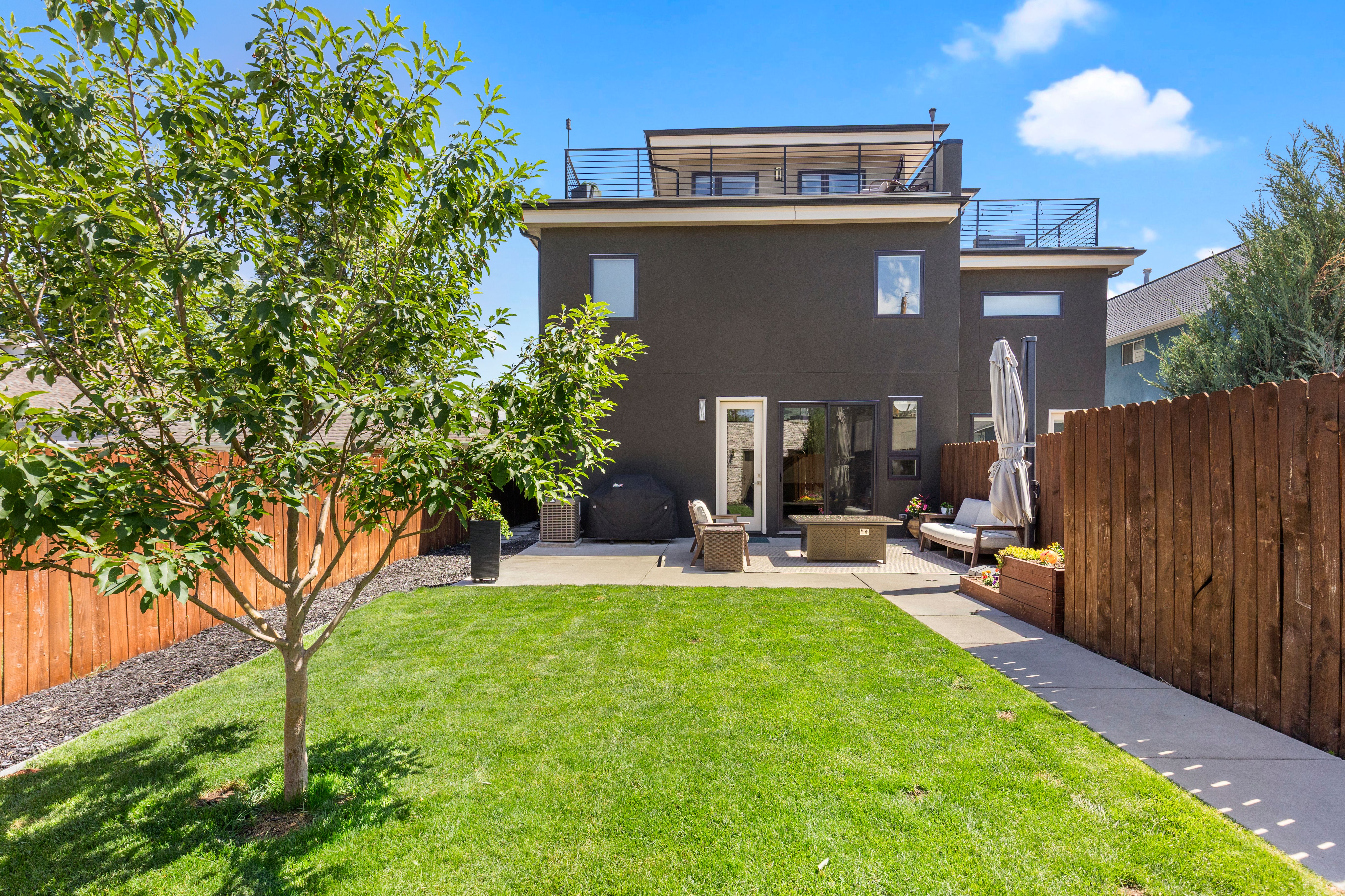  Thoughtfully designed modern duplex - 物件實景