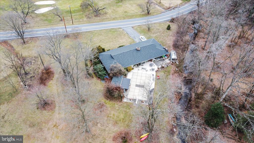 Fayetteville, Pennsylvania, 17222, United States, 3 Bedrooms Bedrooms, ,2 BathroomsBathrooms,Residential,For Sale,1928421