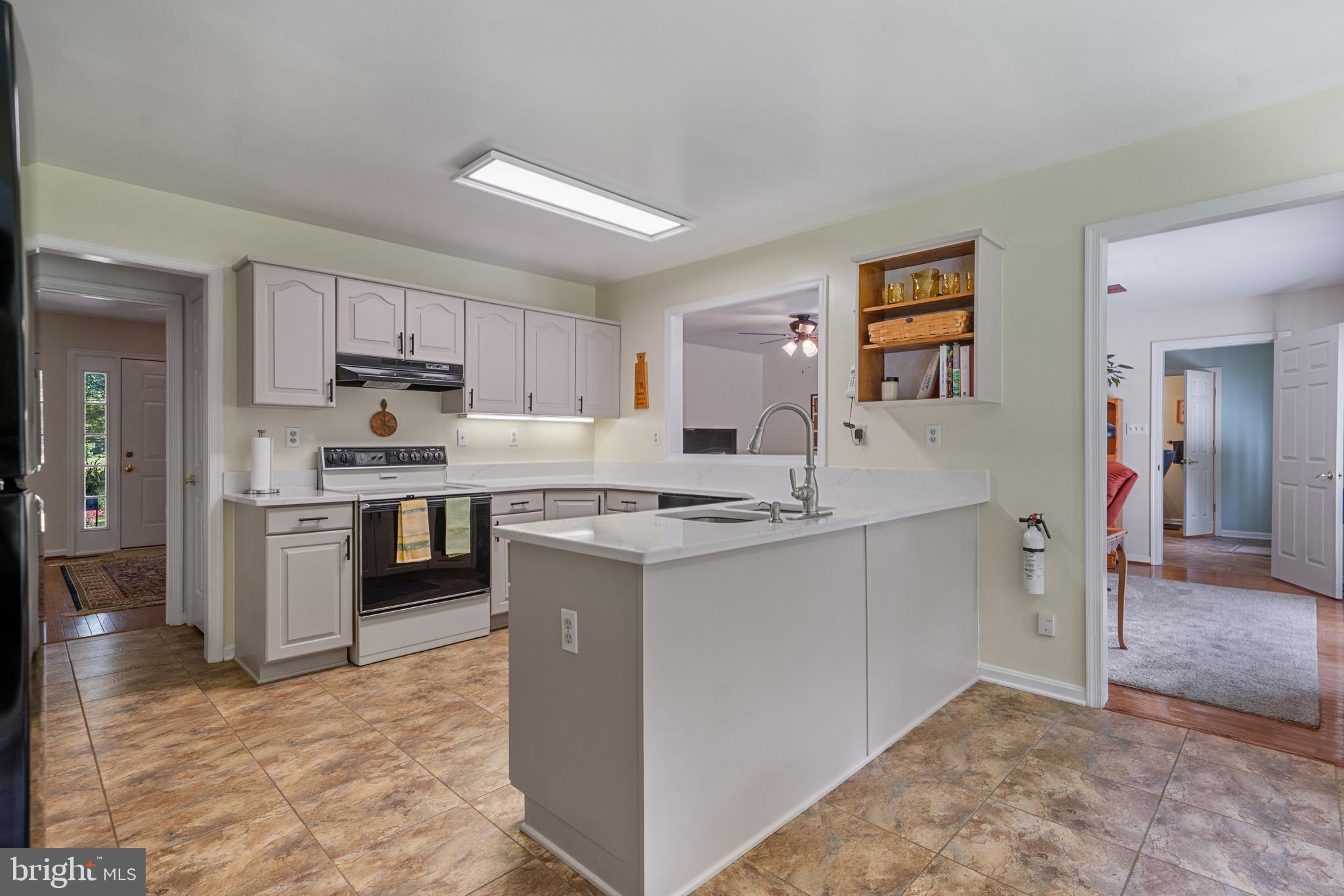La Plata, Maryland, 20646, United States, 5 Bedrooms Bedrooms, ,3 BathroomsBathrooms,Residential,For Sale,1922915