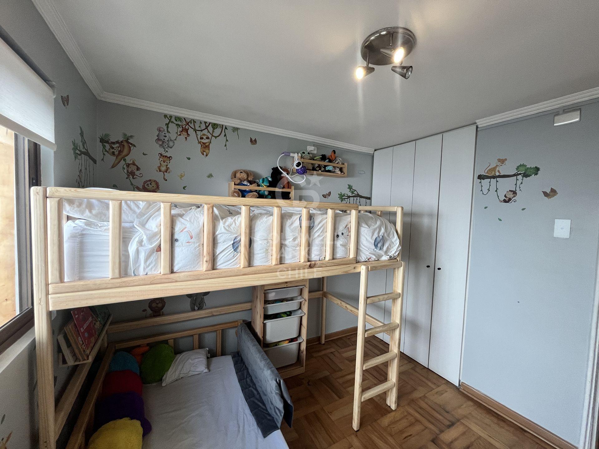 Las Condes, Chile, 4 Bedrooms Bedrooms, ,4 BathroomsBathrooms,Residential,For Sale,1933032