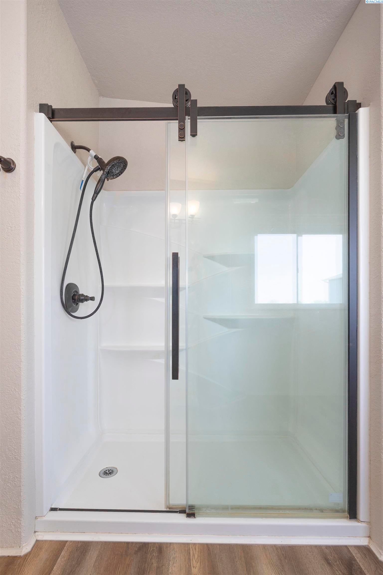 Benton City, Washington, 99320, United States, 3 Bedrooms Bedrooms, ,2 BathroomsBathrooms,Residential,For Sale,1983033